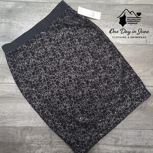 NY Collection Pull On Pencil Skirt Size M